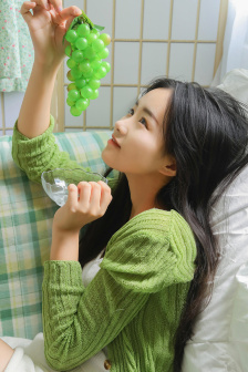 日本比基尼美女被揉胸